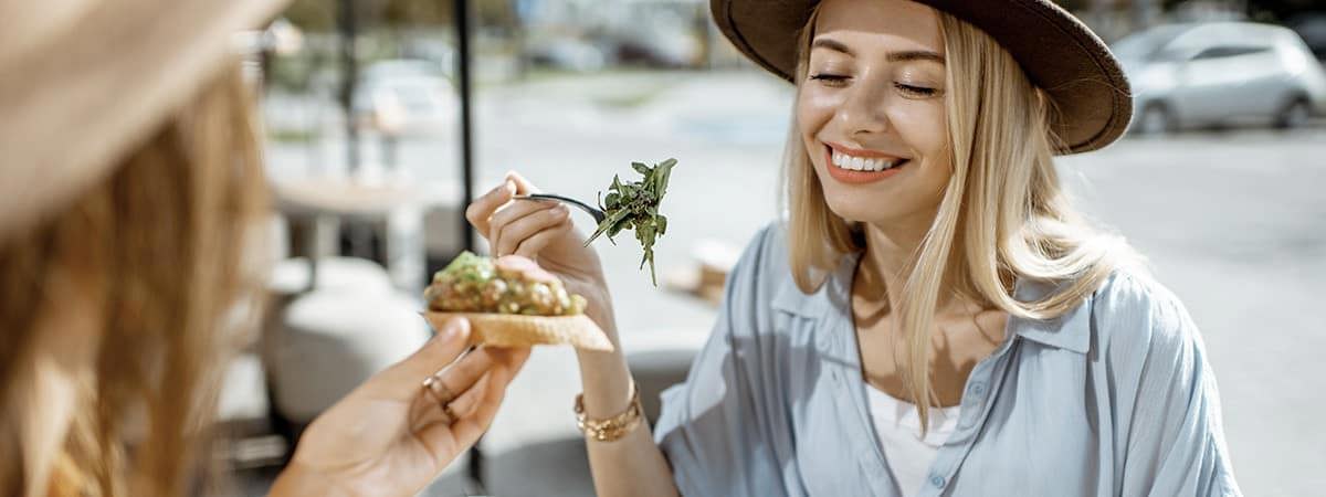 LA ALIMENTACIÓN Y NUESTRAS EMOCIONES